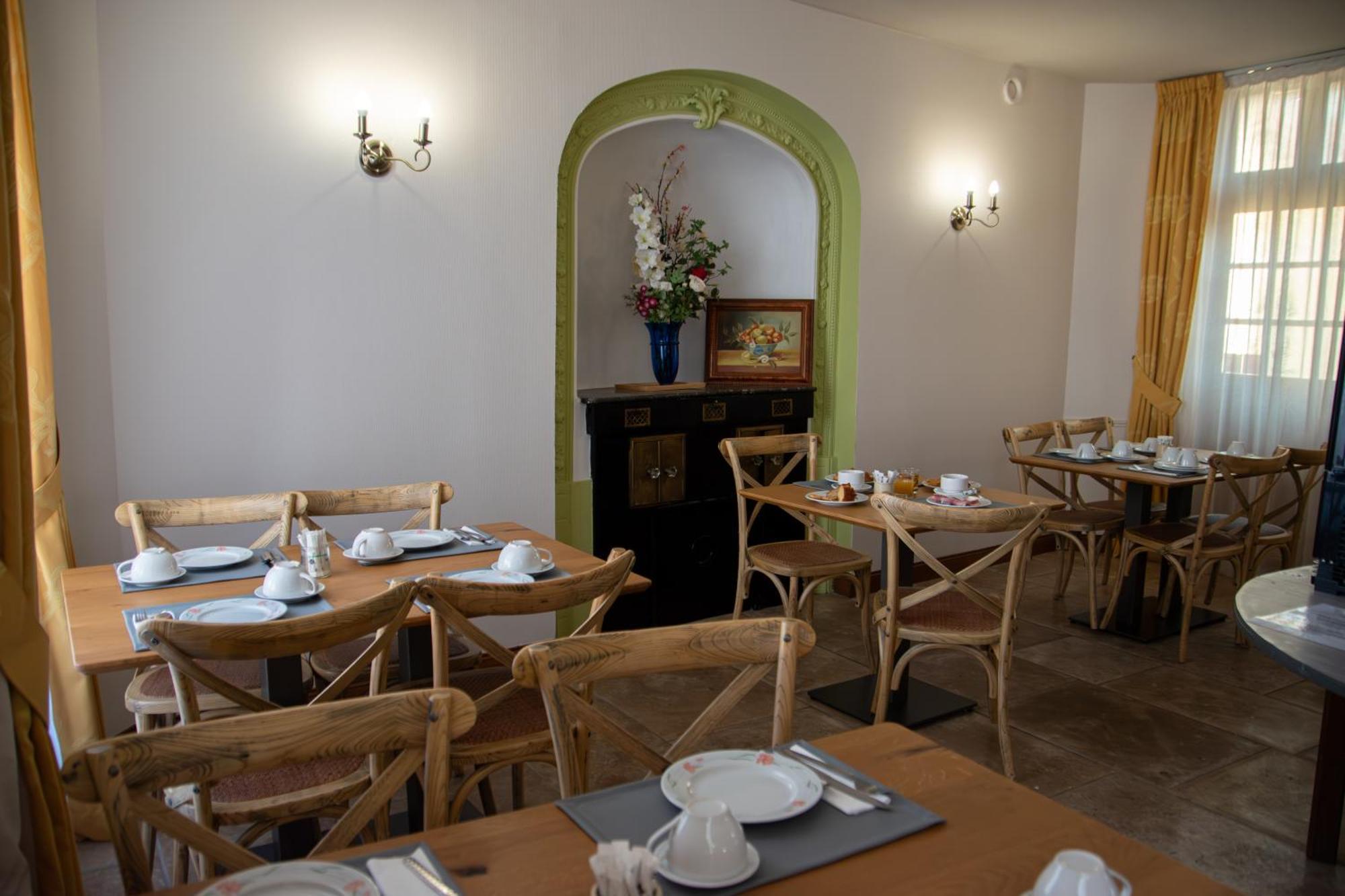 Logis Le Saint Nicolas Bar-sur-Aube Εξωτερικό φωτογραφία