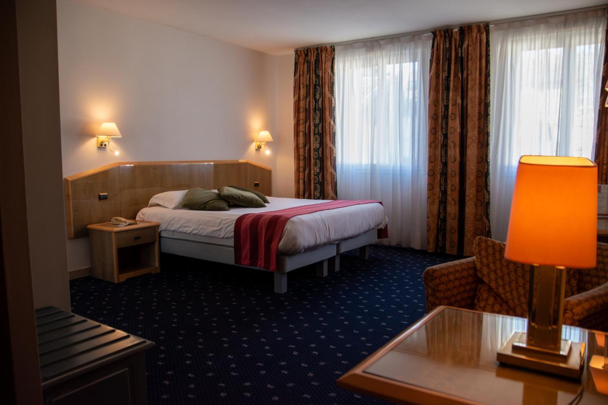 Logis Le Saint Nicolas Bar-sur-Aube Εξωτερικό φωτογραφία