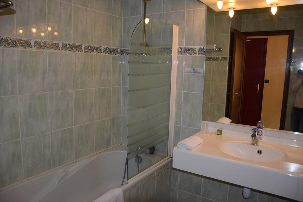 Logis Le Saint Nicolas Bar-sur-Aube Εξωτερικό φωτογραφία