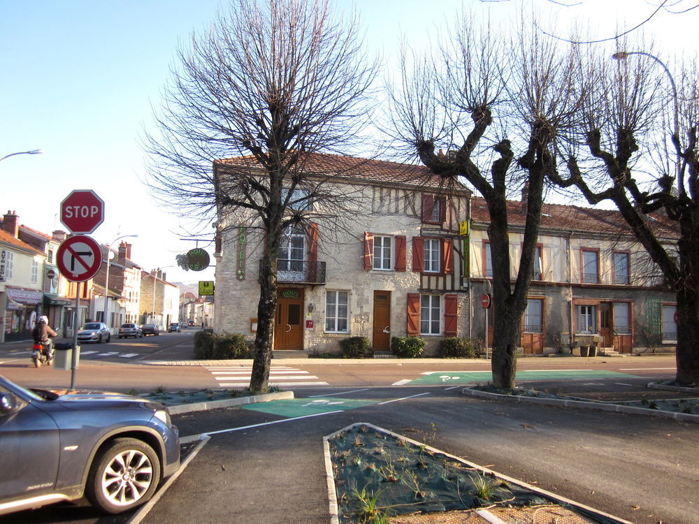 Logis Le Saint Nicolas Bar-sur-Aube Εξωτερικό φωτογραφία