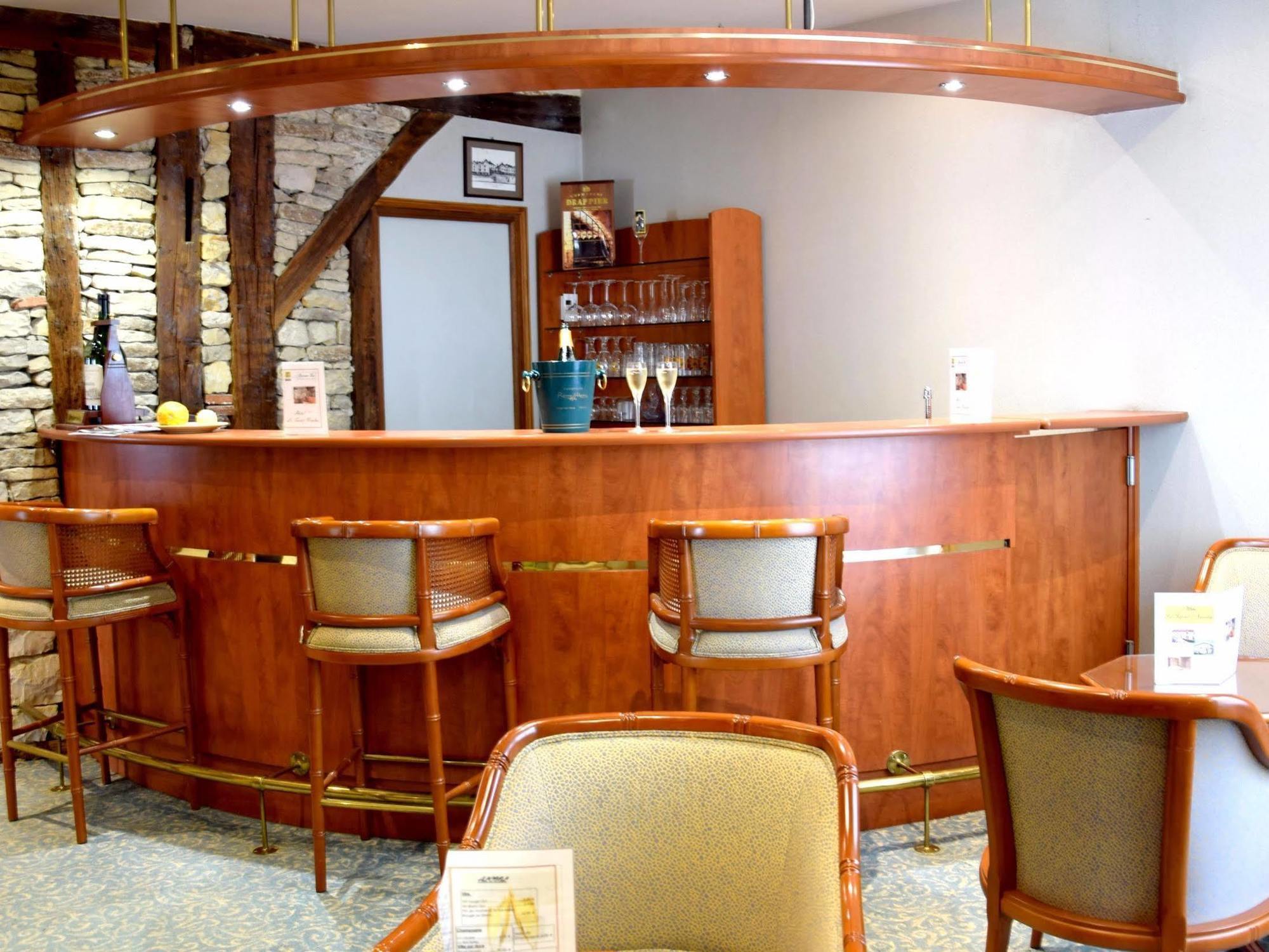 Logis Le Saint Nicolas Bar-sur-Aube Εξωτερικό φωτογραφία