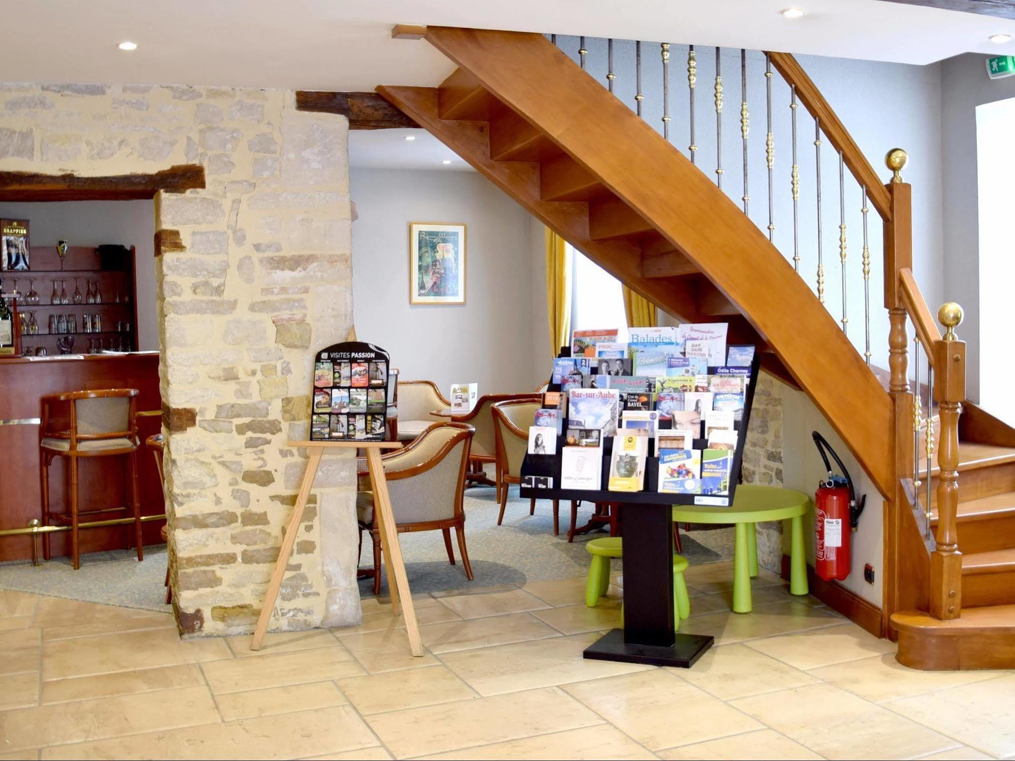Logis Le Saint Nicolas Bar-sur-Aube Εξωτερικό φωτογραφία
